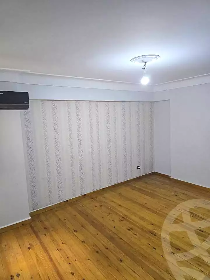 https://aqarmap.com.eg/ar/listing/6739109-for-sale-alexandria-ganaklis