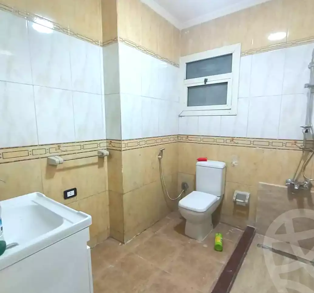https://aqarmap.com.eg/ar/listing/6739329-for-sale-alexandria-sydy-bshr-sydy-bshr-bhry-shr-mhmwd-l-yswy