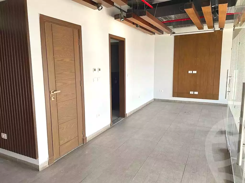https://aqarmap.com.eg/ar/listing/6739339-for-rent-cairo-el-sheikh-zayed-city-compounds-rkn-blz-mwl-lbdr-llttwyr