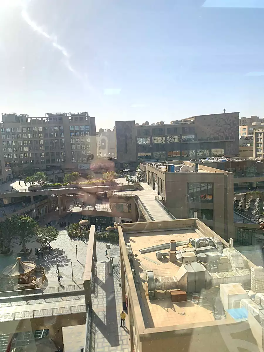 https://aqarmap.com.eg/ar/listing/6739339-for-rent-cairo-el-sheikh-zayed-city-compounds-rkn-blz-mwl-lbdr-llttwyr