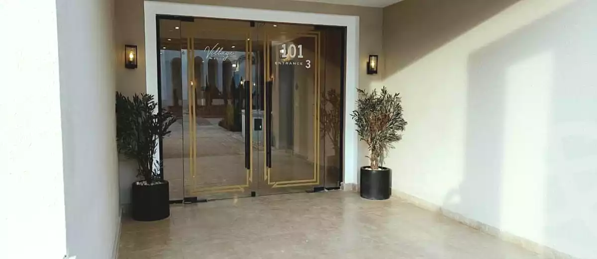 https://aqarmap.com.eg/ar/listing/6739526-for-sale-cairo-el-sheikh-zayed-city-compounds-kmbwnd-fyldj-wyst-dr-llttwyr