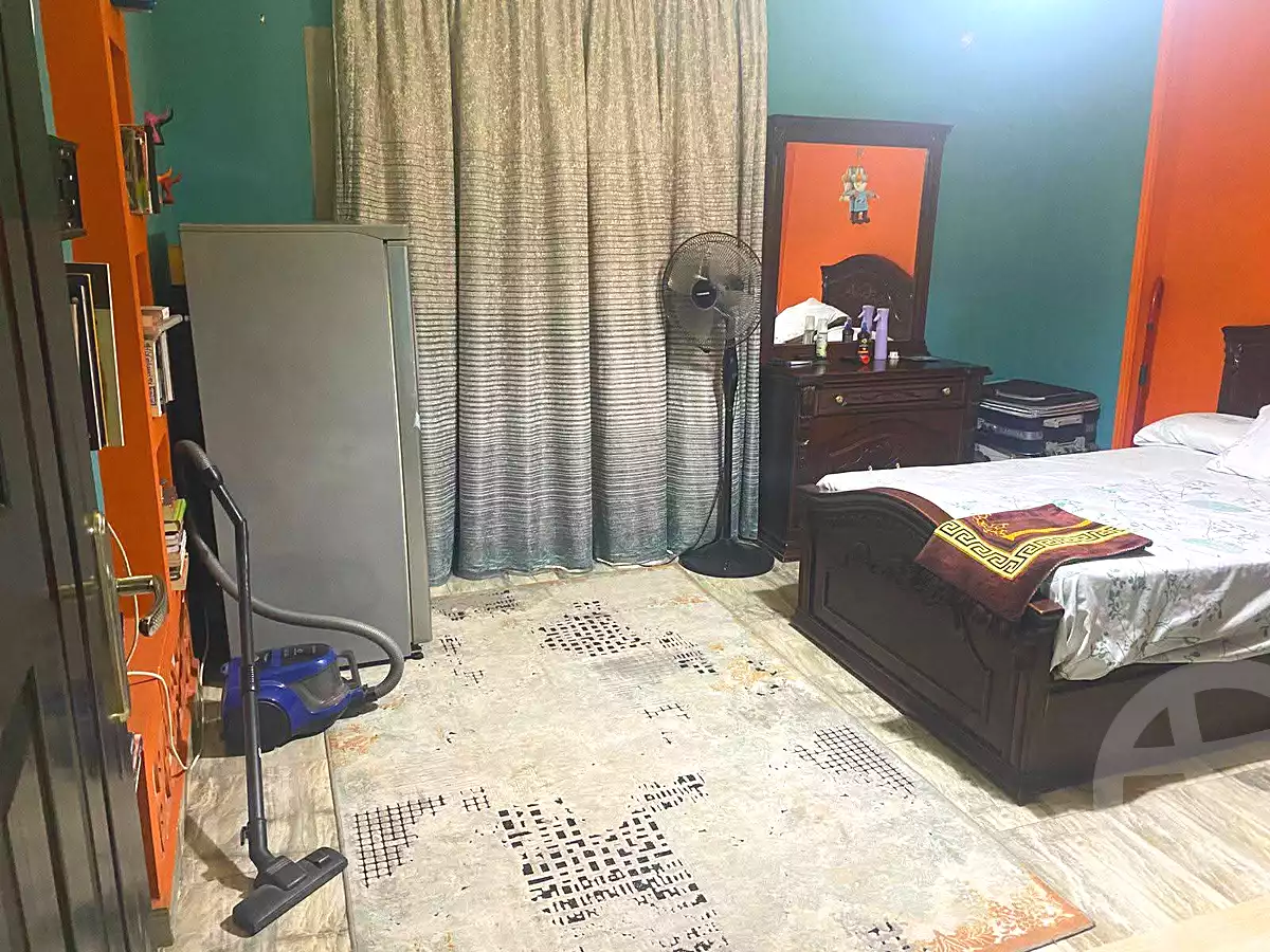 https://aqarmap.com.eg/ar/listing/6739740-for-sale-cairo-helwan-helwan-el-sharkeya-mostafa-safwat-st