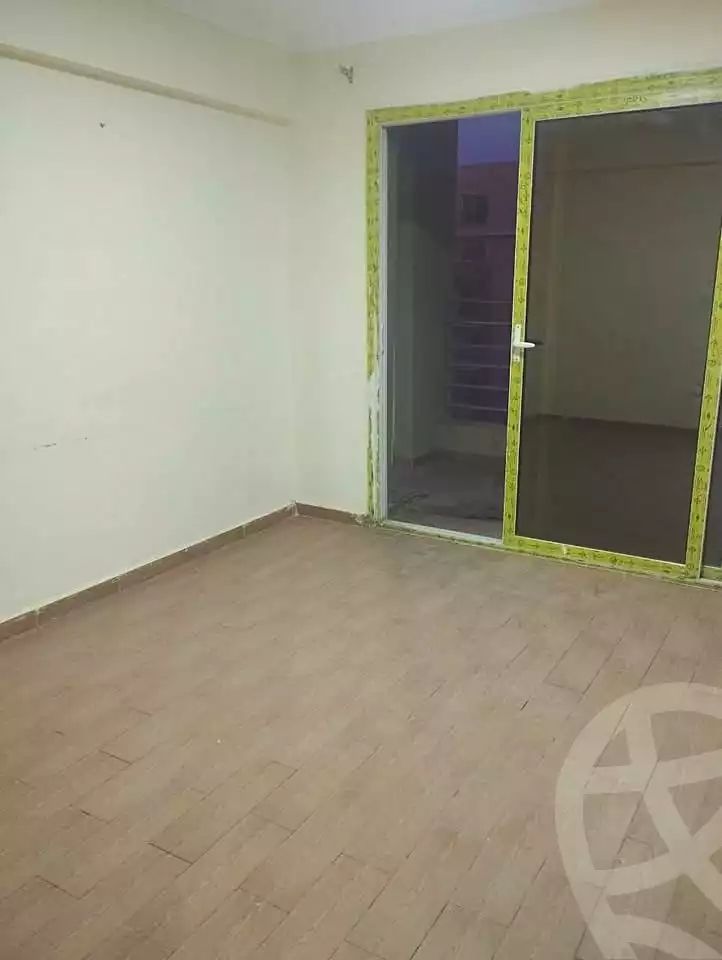 https://aqarmap.com.eg/ar/listing/6740360-for-rent-cairo-15th-of-may-dar-misr