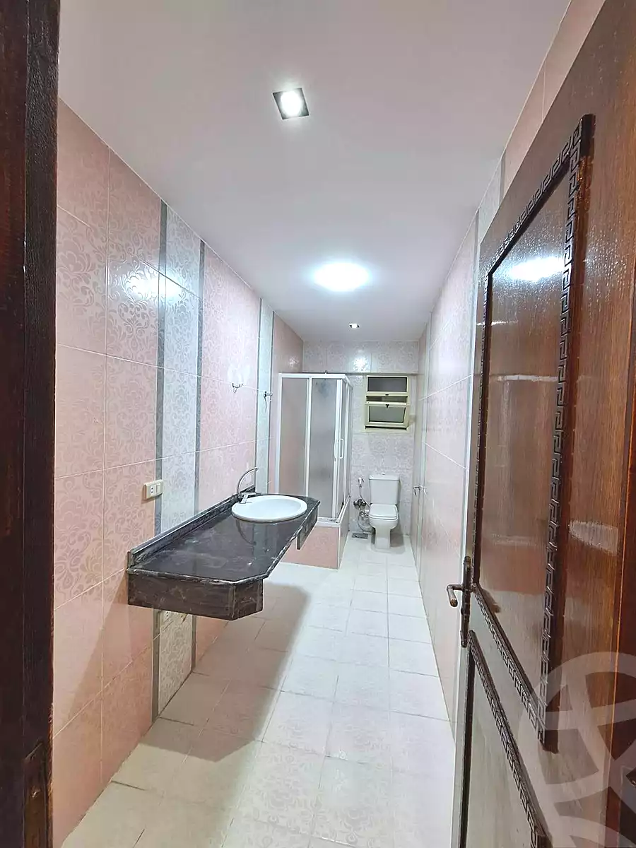 https://aqarmap.com.eg/ar/listing/6740914-for-sale-alexandria-sydy-bshr-sydy-bshr-bhry-shr-khld-bn-lwlyd