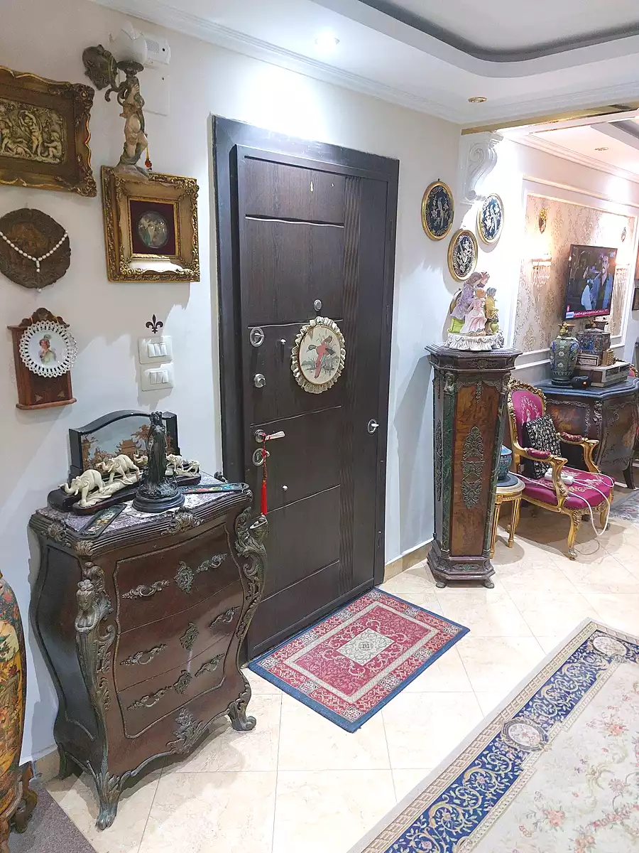 https://aqarmap.com.eg/ar/listing/6740972-for-sale-cairo-ain-shams-ain-shams-el-sharkia