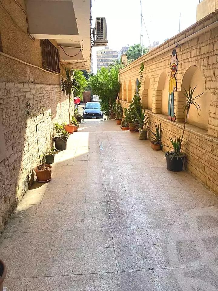 https://aqarmap.com.eg/ar/listing/6741337-for-sale-cairo-nasr-city-8th-zone-helmy-hasan-ali-st