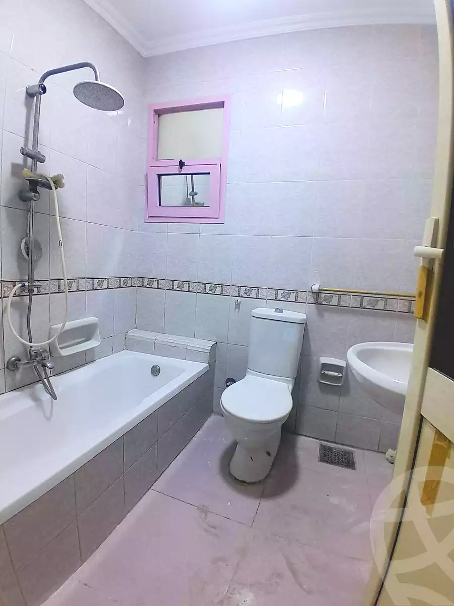 https://aqarmap.com.eg/ar/listing/6741423-for-sale-alexandria-el-asafra-l-sfr-bhry