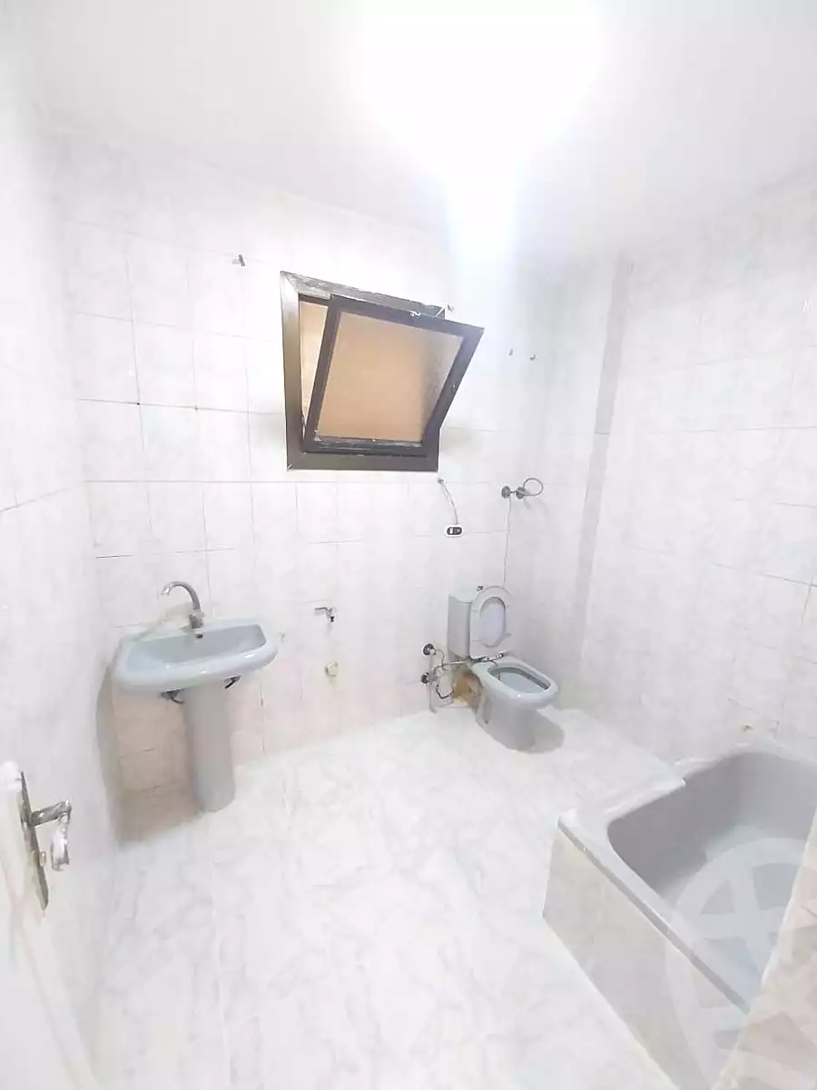 https://aqarmap.com.eg/ar/listing/6741933-for-sale-alexandria-l-jmy-shataa-el-nakheel