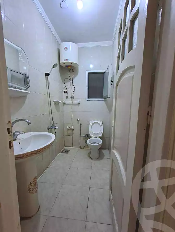 https://aqarmap.com.eg/en/listing/6742116-for-rent-alexandria-el-mandara-alex-el-mandara-bahri-sidi-kamal-st