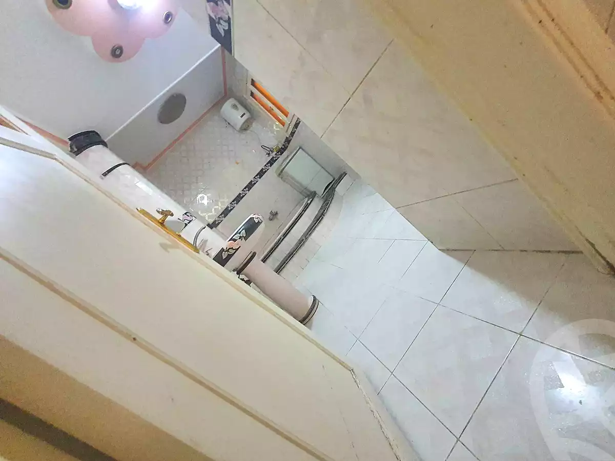 https://aqarmap.com.eg/ar/listing/6742131-for-sale-alexandria-moharram-bey-tryq-qn-lswys