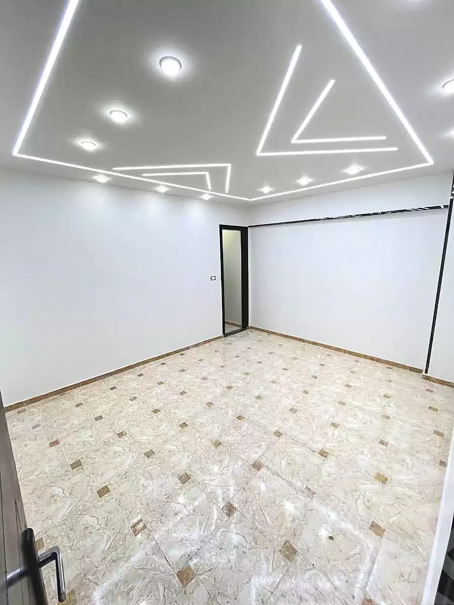 https://aqarmap.com.eg/ar/listing/6742396-for-sale-alexandria-lsywf-el-falki-street-16-el-eslah