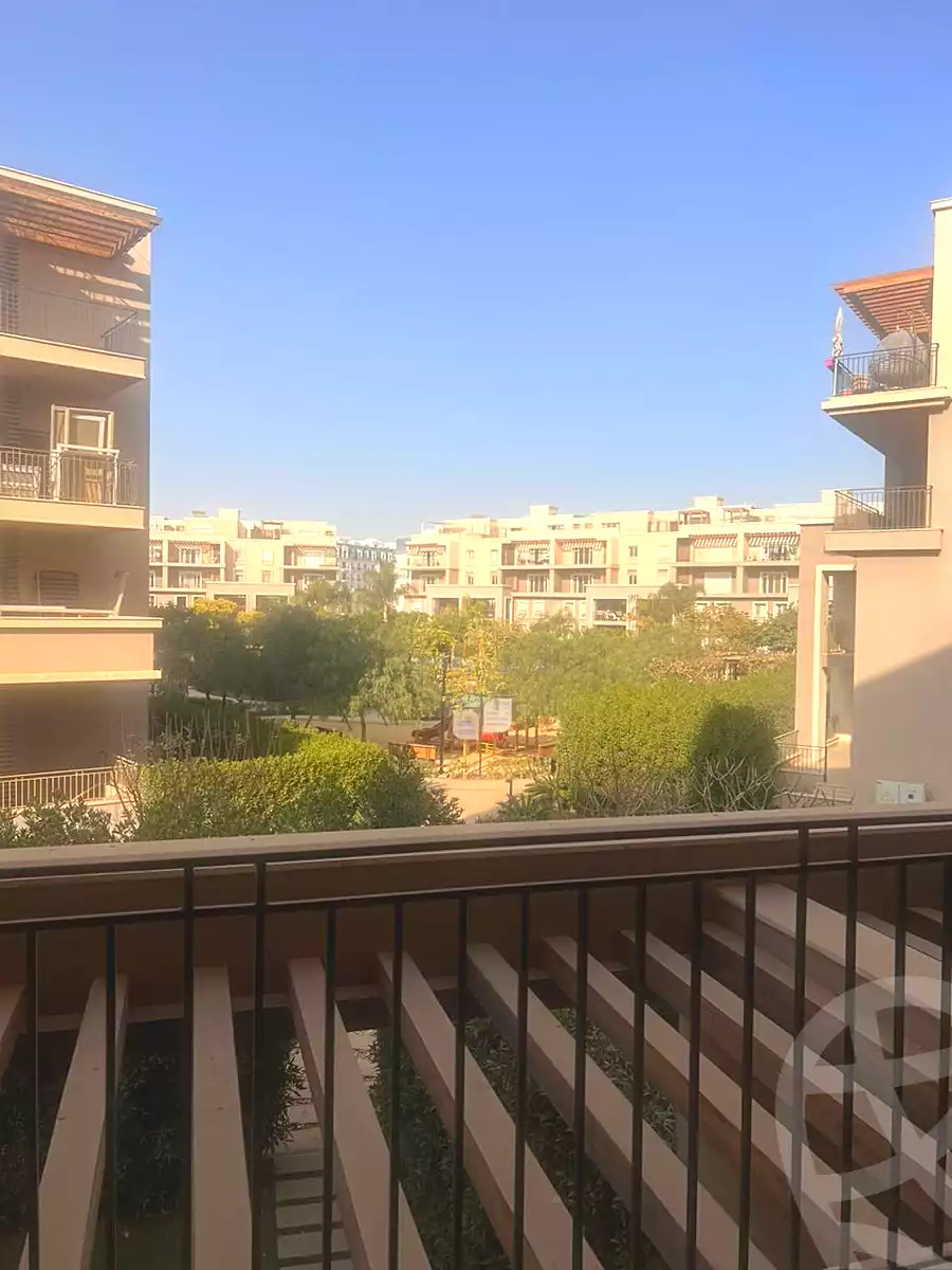 https://aqarmap.com.eg/ar/listing/6742807-for-rent-cairo-6th-of-october-compounds-october-plaza