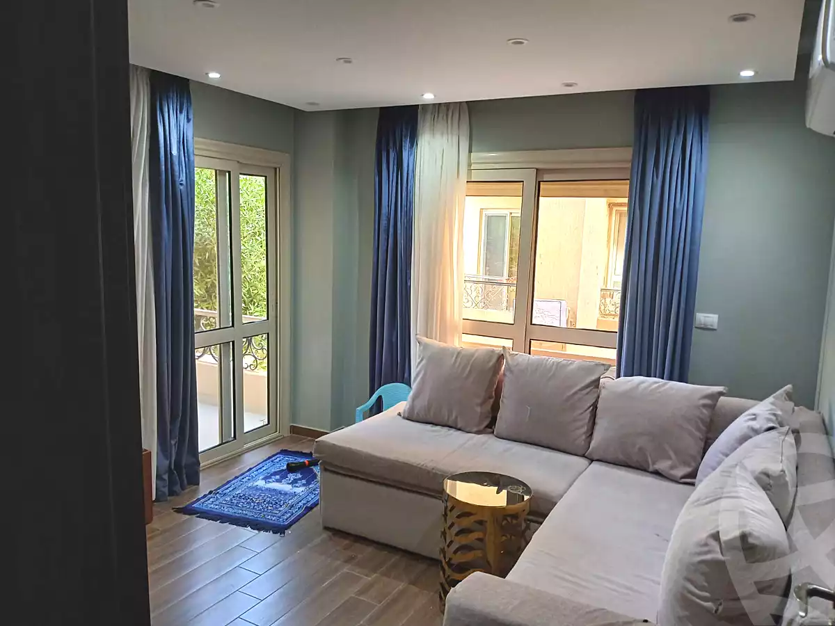 https://aqarmap.com.eg/ar/listing/6742826-for-sale-cairo-el-sheikh-zayed-city-compounds-el-khamayel