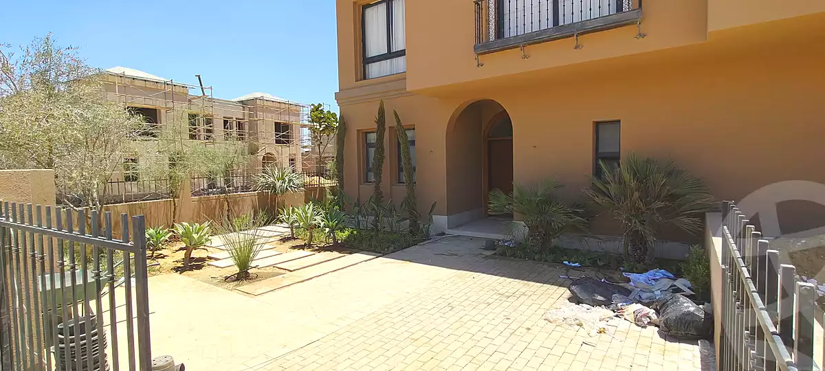 https://aqarmap.com.eg/ar/listing/6742993-for-sale-cairo-el-sheikh-zayed-city-compounds-kmbwnd-fyldj-wyst-dr-llttwyr