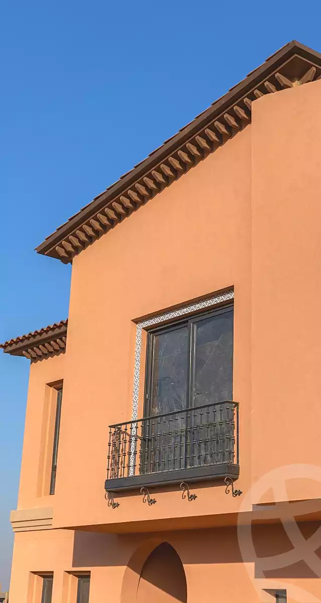 https://aqarmap.com.eg/ar/listing/6743357-for-sale-cairo-el-sheikh-zayed-city-compounds-kmbwnd-fyldj-wyst-dr-llttwyr