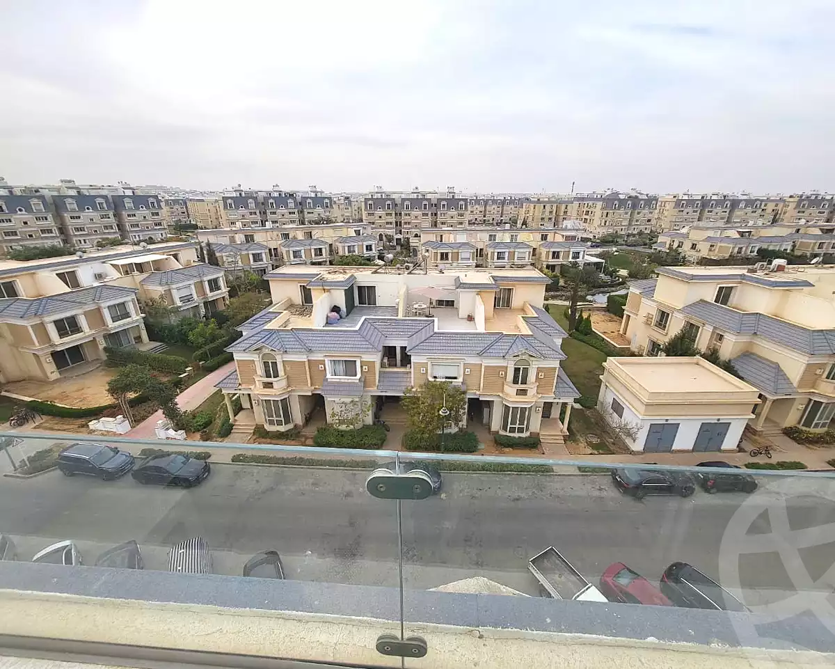 https://aqarmap.com.eg/ar/listing/6743712-for-sale-cairo-new-cairo-compounds-mountain-view-hyde-park