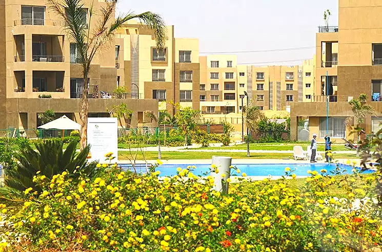 https://aqarmap.com.eg/ar/listing/6743853-for-sale-cairo-6th-of-october-compounds-palm-parks