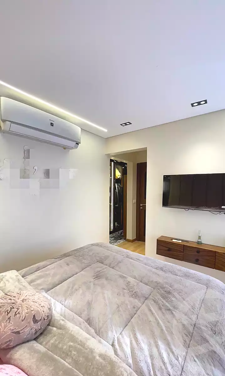 https://aqarmap.com.eg/ar/listing/6743916-for-sale-alexandria-lauran-ahmed-zou-al-fekar-st
