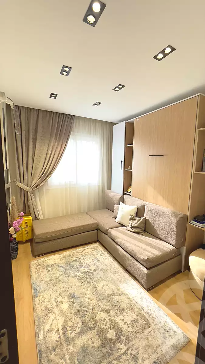 https://aqarmap.com.eg/ar/listing/6743916-for-sale-alexandria-lauran-ahmed-zou-al-fekar-st