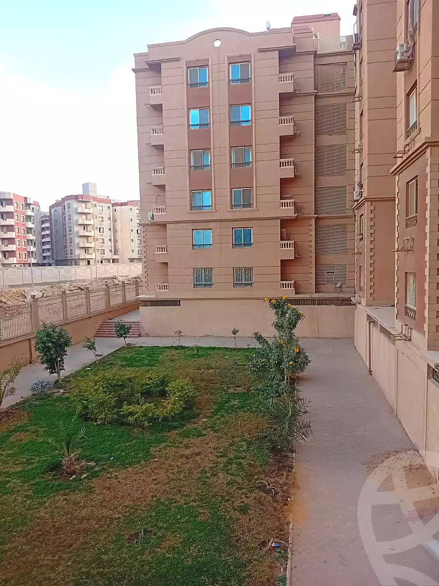 https://aqarmap.com.eg/ar/listing/6744106-for-sale-cairo-new-cairo-90th-street-south-teseen-st
