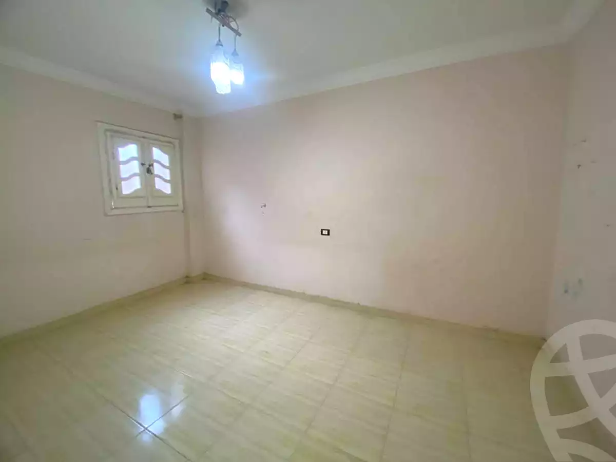 https://aqarmap.com.eg/ar/listing/6744493-for-sale-alexandria-camp-cesar-abd-el-moneim-sanad-st