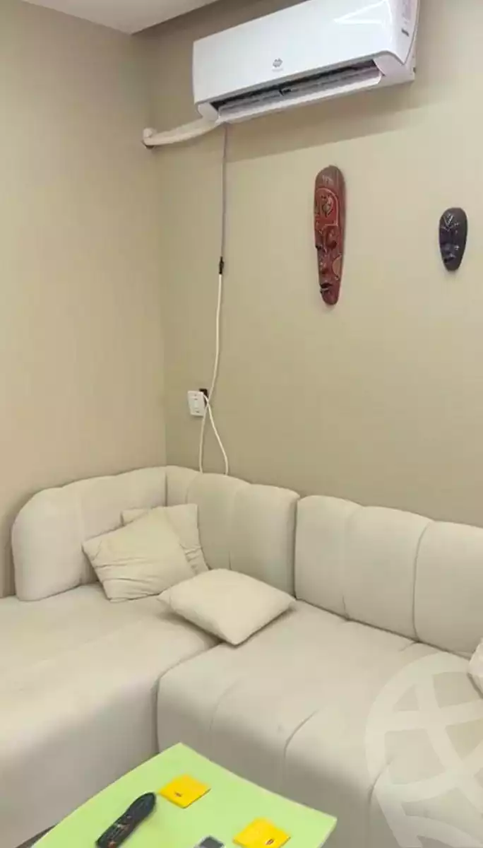 https://aqarmap.com.eg/ar/listing/6744601-for-rent-cairo-6th-of-october-el-ahyaa-neighborhood-4th-district-no-7