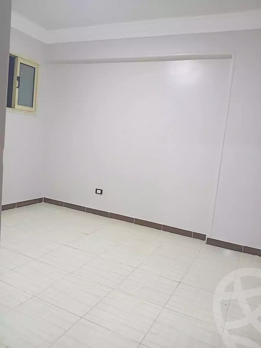 https://aqarmap.com.eg/ar/listing/6745100-for-rent-alexandria-el-asafra-l-sfr-bhry