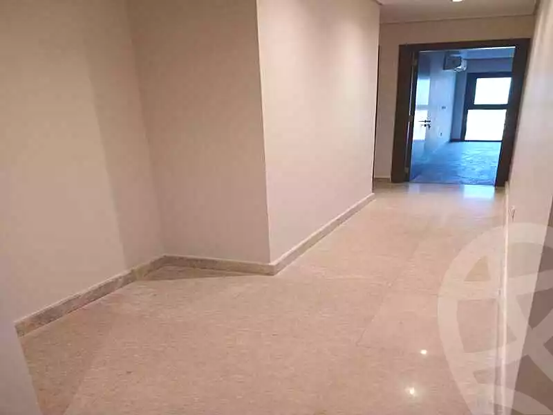 https://aqarmap.com.eg/ar/listing/6745219-for-sale-cairo-el-sheikh-zayed-city-compounds-zyd-wr-llttwyr-z-tower