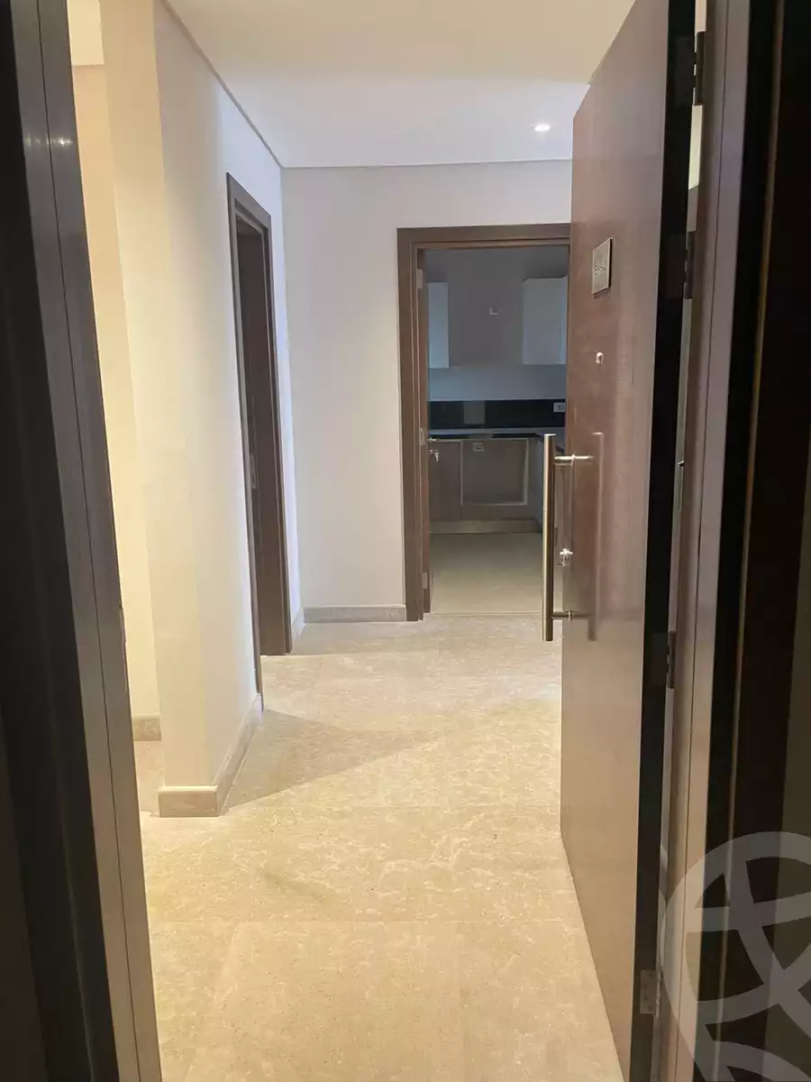 https://aqarmap.com.eg/ar/listing/6745386-for-sale-cairo-el-sheikh-zayed-city-compounds-zyd-wr-llttwyr-z-tower