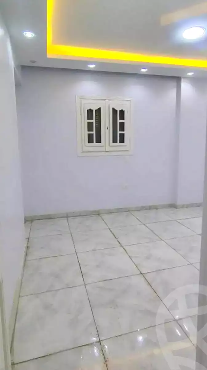 https://aqarmap.com.eg/ar/listing/6745463-for-sale-alexandria-el-asafra-shr-45