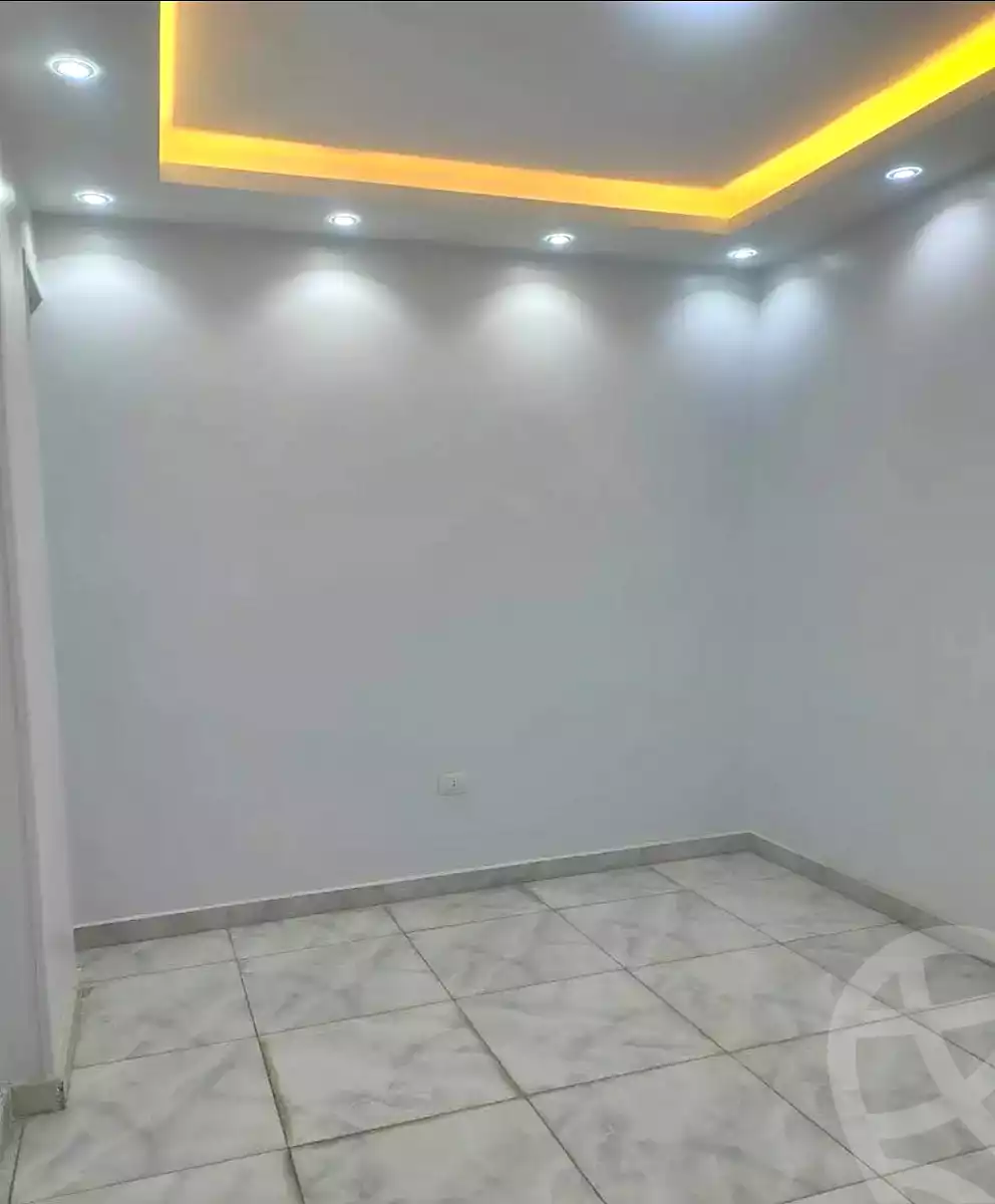 https://aqarmap.com.eg/ar/listing/6745463-for-sale-alexandria-el-asafra-shr-45