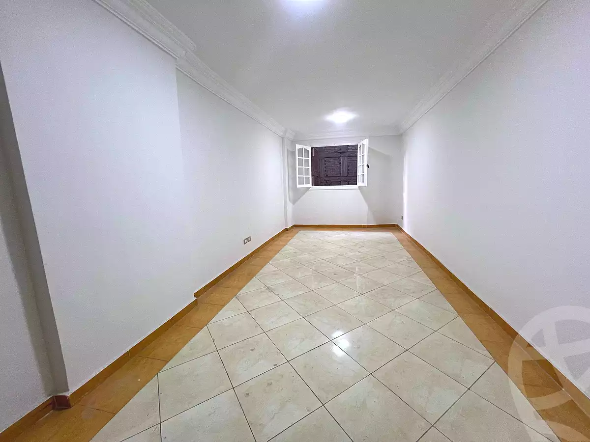 https://aqarmap.com.eg/ar/listing/6745750-for-sale-alexandria-el-asafra-shr-45