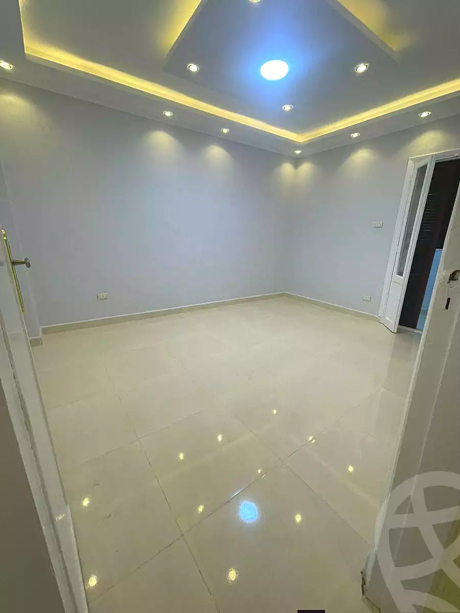 https://aqarmap.com.eg/ar/listing/6746045-for-sale-alexandria-el-mandara-shr-jml-bd-lnsr
