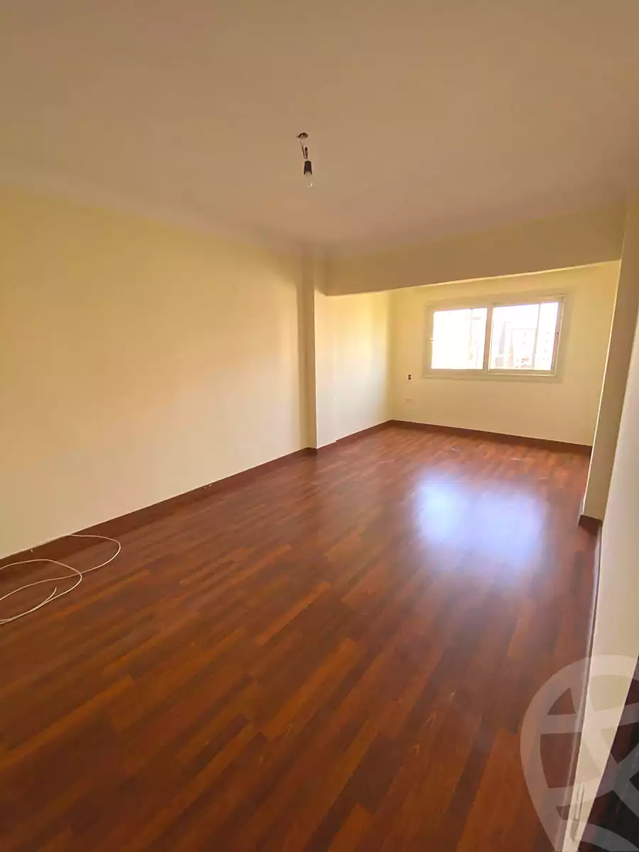 https://aqarmap.com.eg/ar/listing/6746510-for-sale-cairo-new-cairo-el-ahyaa-third-neighborhood-street-15