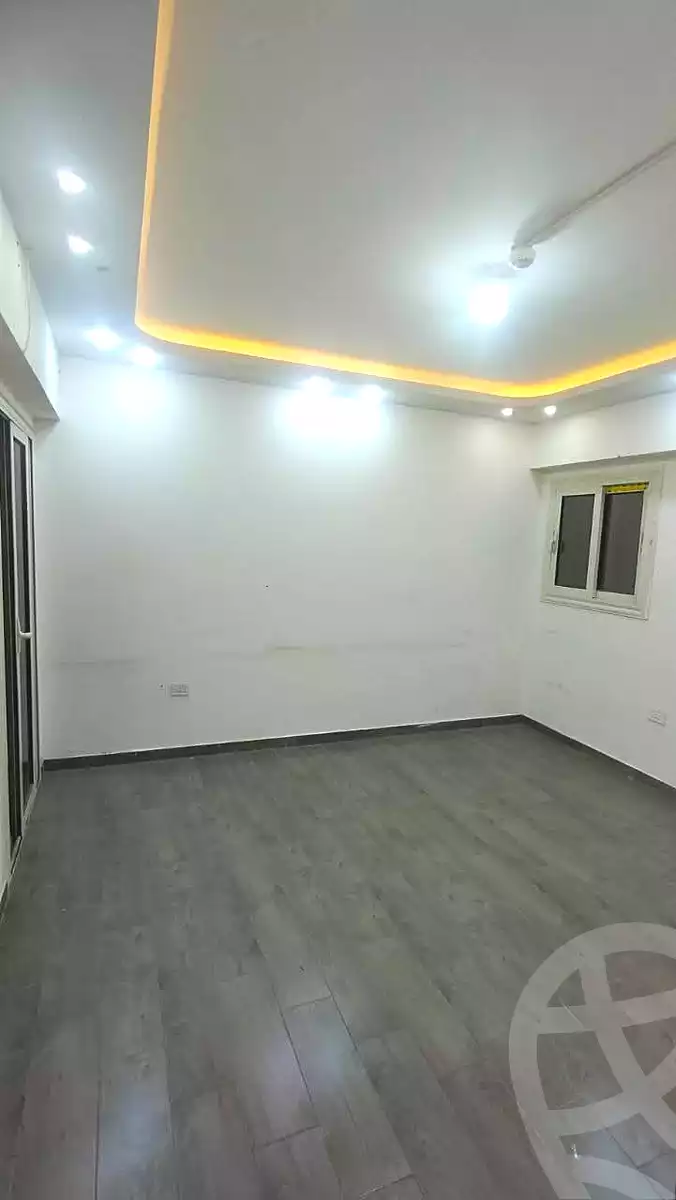 https://aqarmap.com.eg/ar/listing/6746582-for-rent-cairo-helwan-mohamed-mostafa-el-maraghi-st