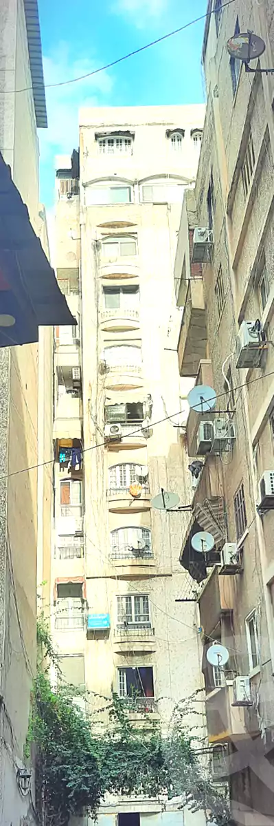 https://aqarmap.com.eg/ar/listing/6746679-for-sale-alexandria-lauran-khalf-omar-al-mokhtar-st