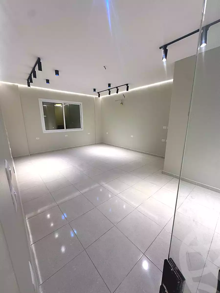 https://aqarmap.com.eg/en/listing/6744926-for-sale-cairo-el-sheikh-zayed-city-compounds-el-nada-mall
