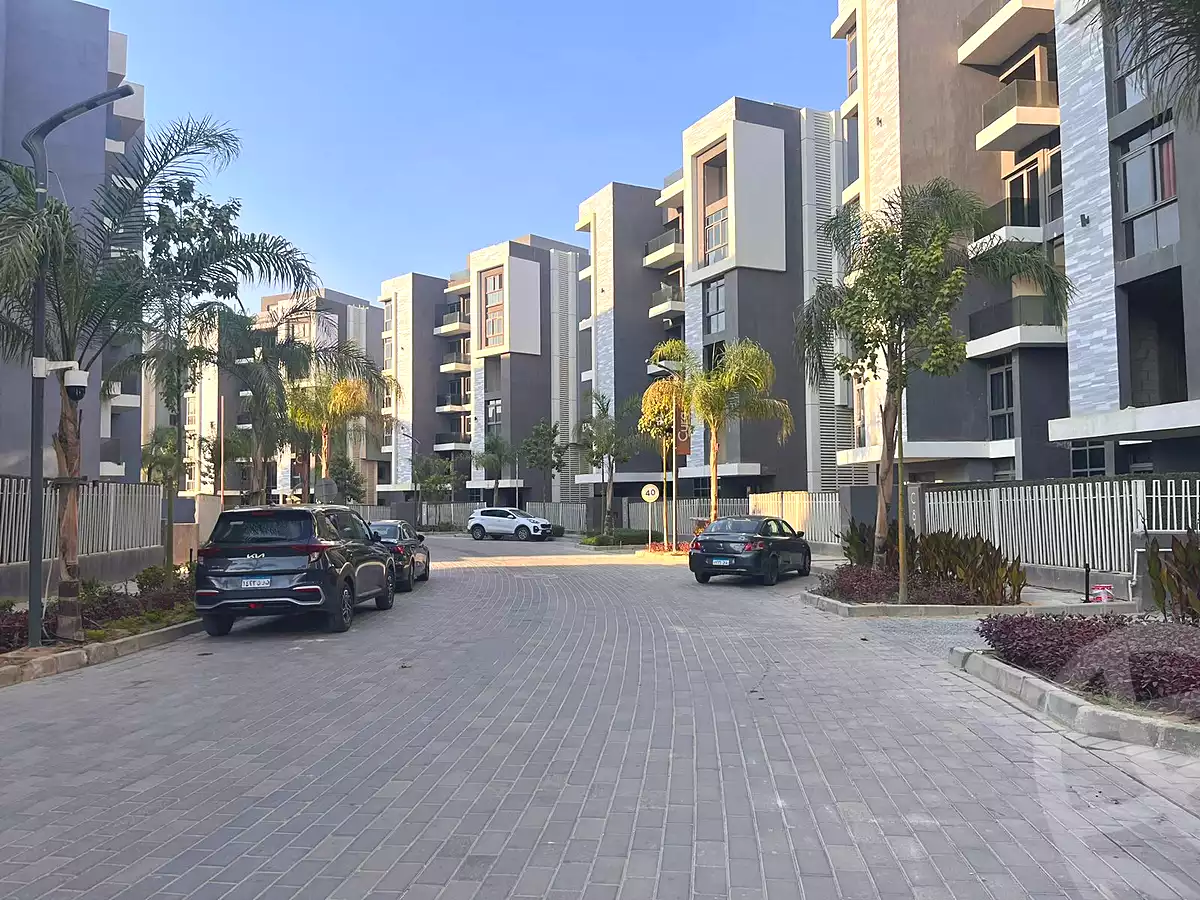 https://aqarmap.com.eg/ar/listing/6747145-for-sale-cairo-6th-of-october-hadaeq-october-kmbwnd-fy-hdyq-ktwbr-sun-capital