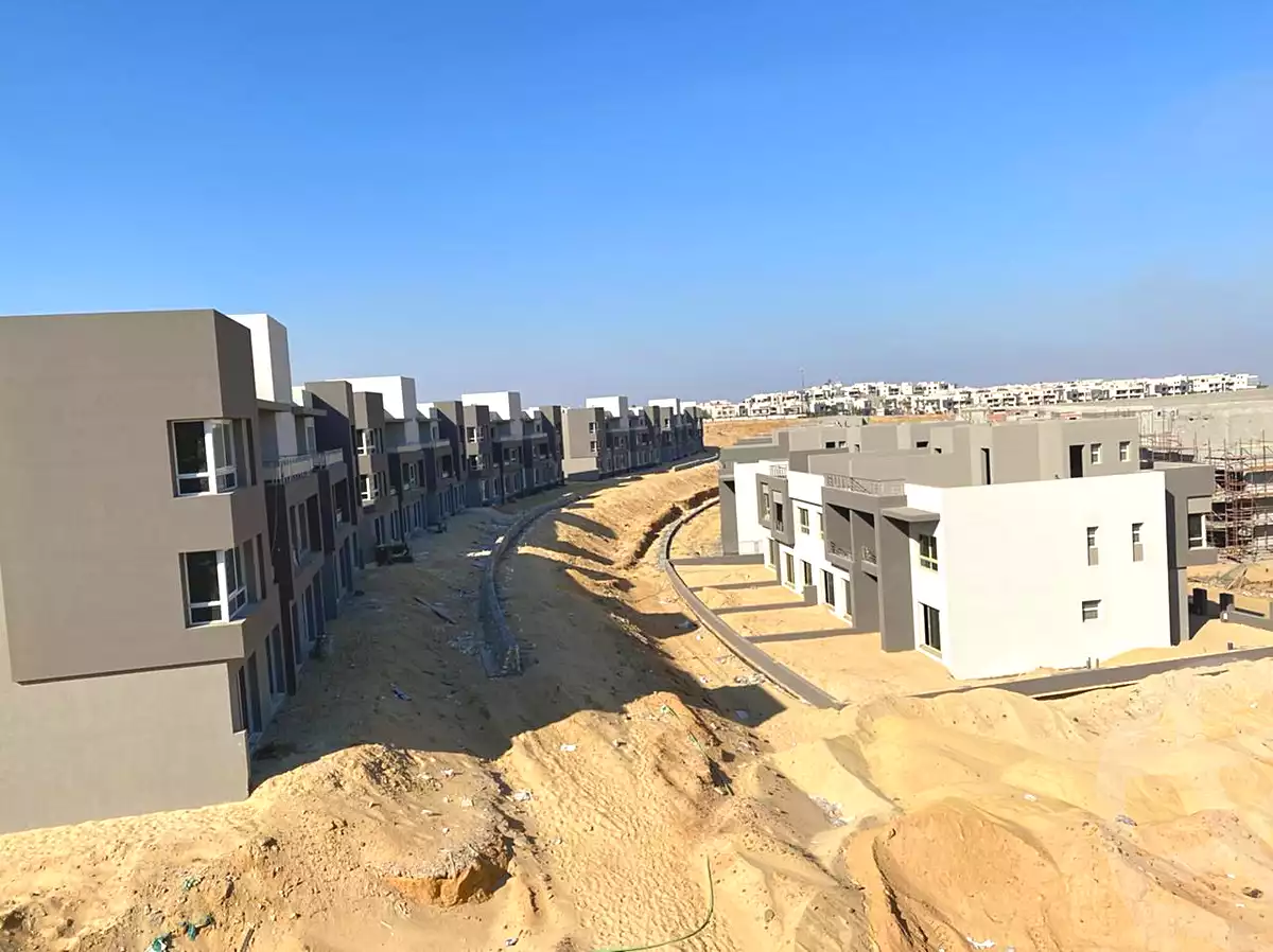 https://aqarmap.com.eg/en/listing/6747366-for-sale-cairo-el-sheikh-zayed-city-compounds-etapa
