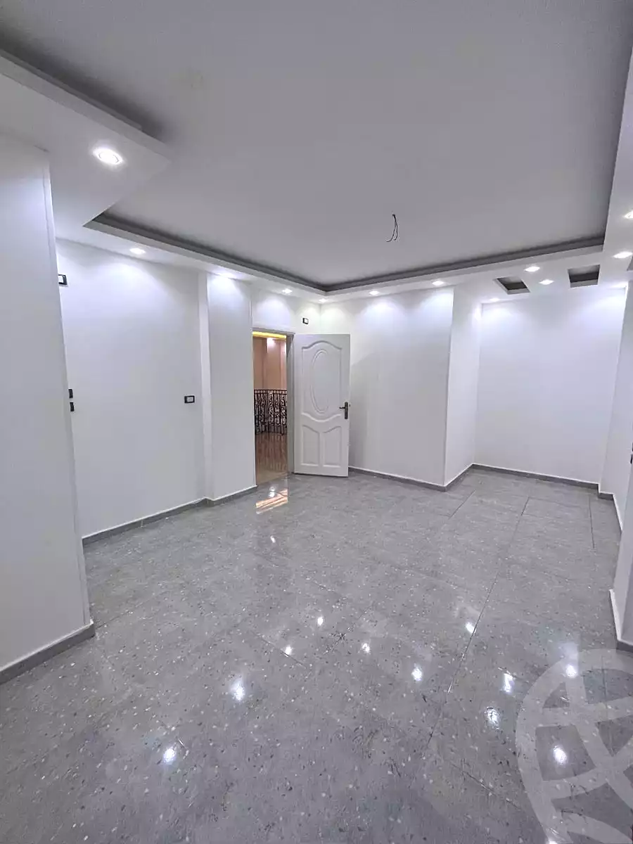 https://aqarmap.com.eg/ar/listing/6747635-for-sale-cairo-6th-of-october-el-tawsaat-el-shamalya-hy-2000-qt