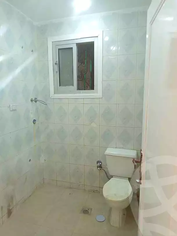 https://aqarmap.com.eg/ar/listing/6748399-for-sale-alexandria-l-jmy-lbytsh-ibrahim-othman-st