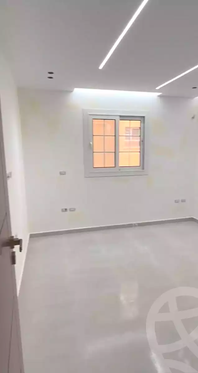 https://aqarmap.com.eg/ar/listing/6748424-for-sale-cairo-6th-of-october-el-tawsaat-el-shamalya-touristic-first-area-orchidia-neighborhood