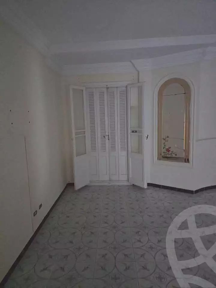 https://aqarmap.com.eg/ar/listing/6748477-for-sale-alexandria-el-mandara-al-mahdaoi-st