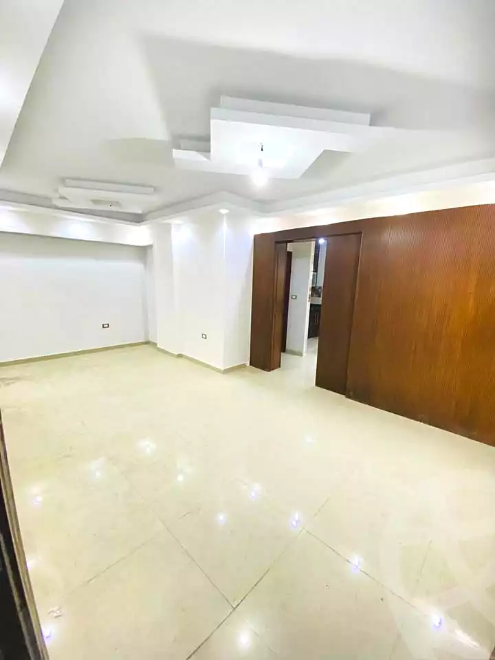 https://aqarmap.com.eg/en/listing/6748554-for-sale-alexandria-el-mandara-alex-el-mandara-bahri-sidi-kamal-st