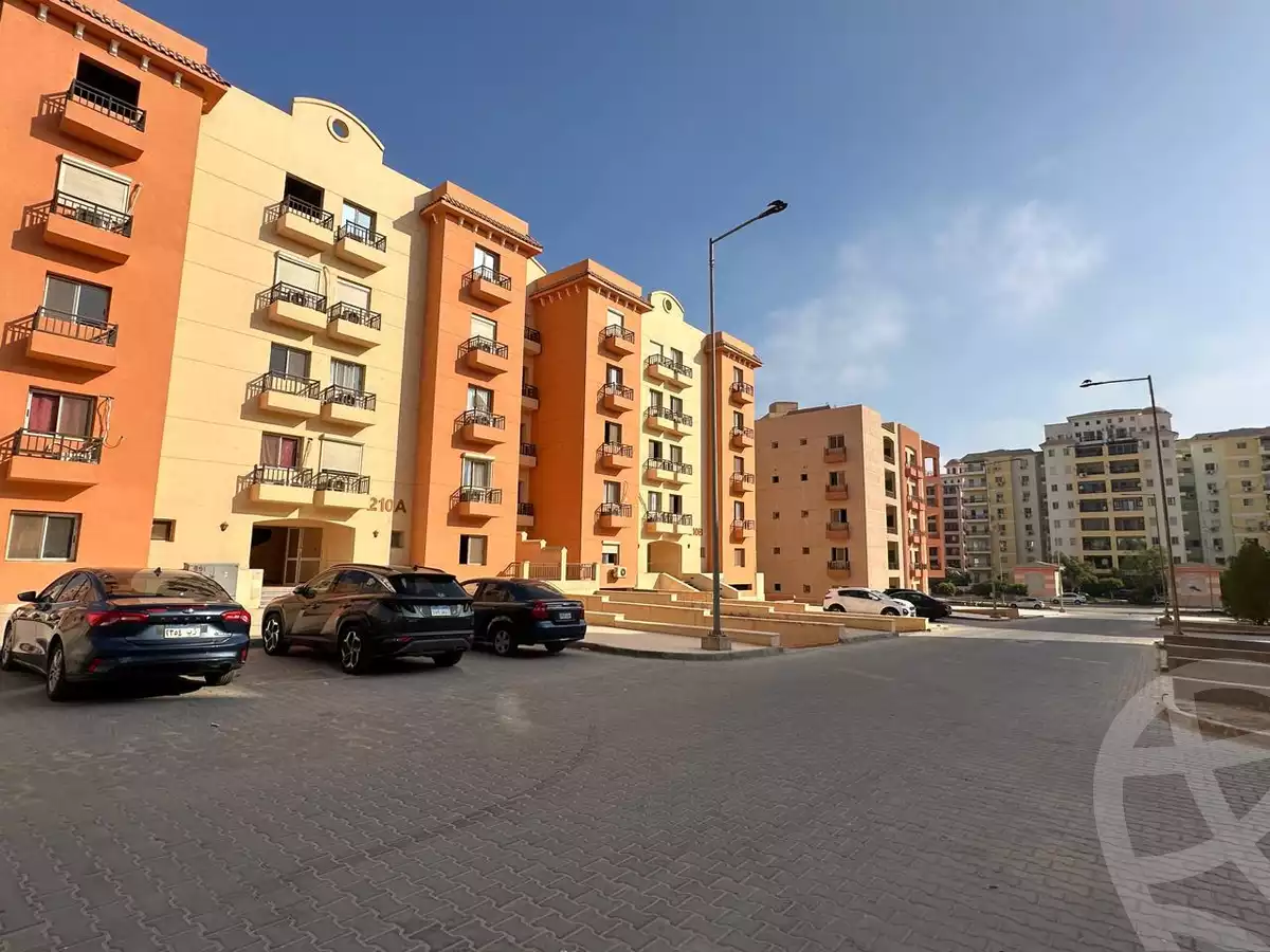 https://aqarmap.com.eg/ar/listing/6749323-for-rent-cairo-6th-of-october-compounds-dream-land-flower-resort