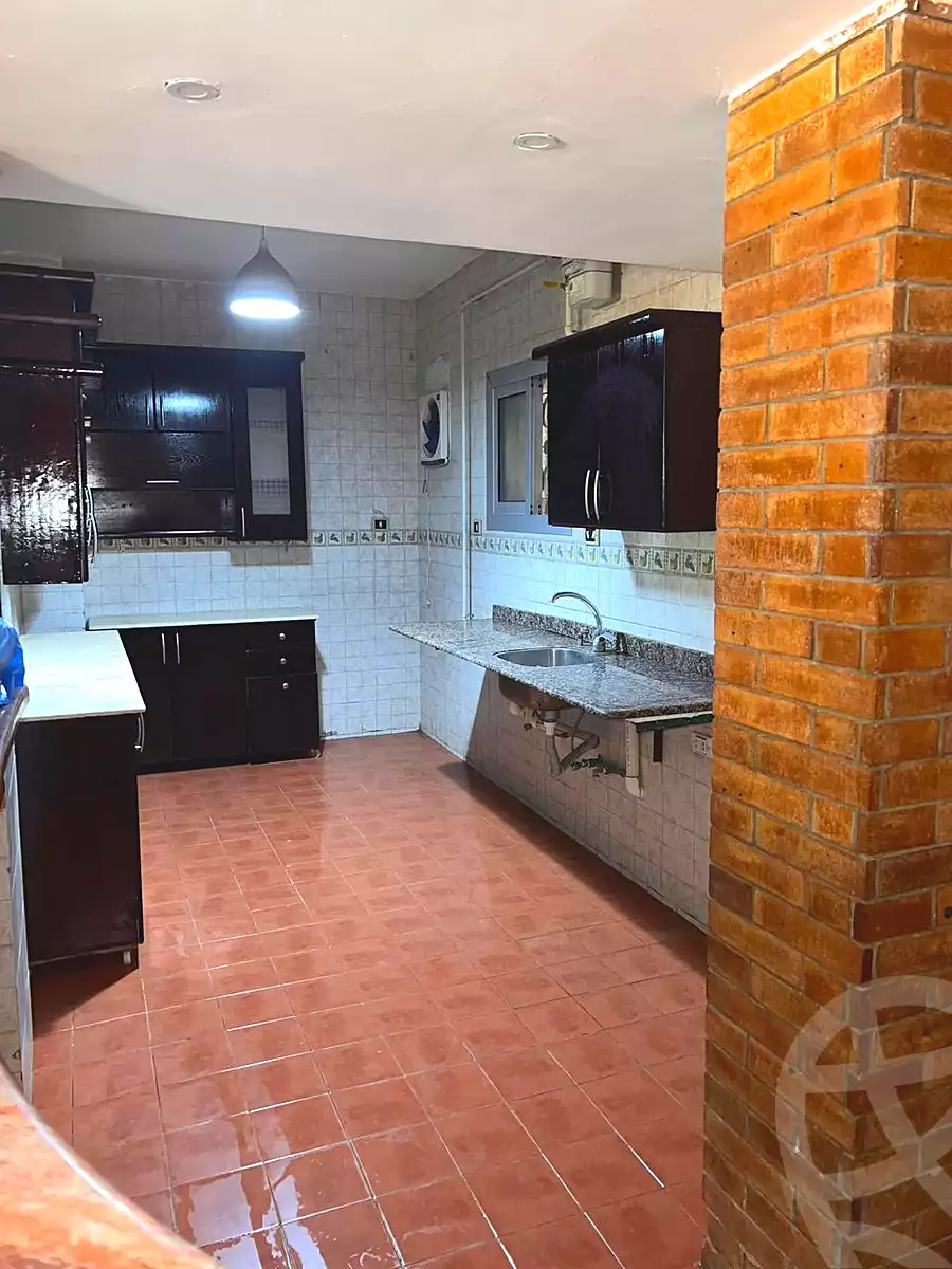 https://aqarmap.com.eg/ar/listing/6749449-for-sale-cairo-6th-of-october-el-ahyaa-neighborhood-2nd-divided-from-al-kafrawei-st
