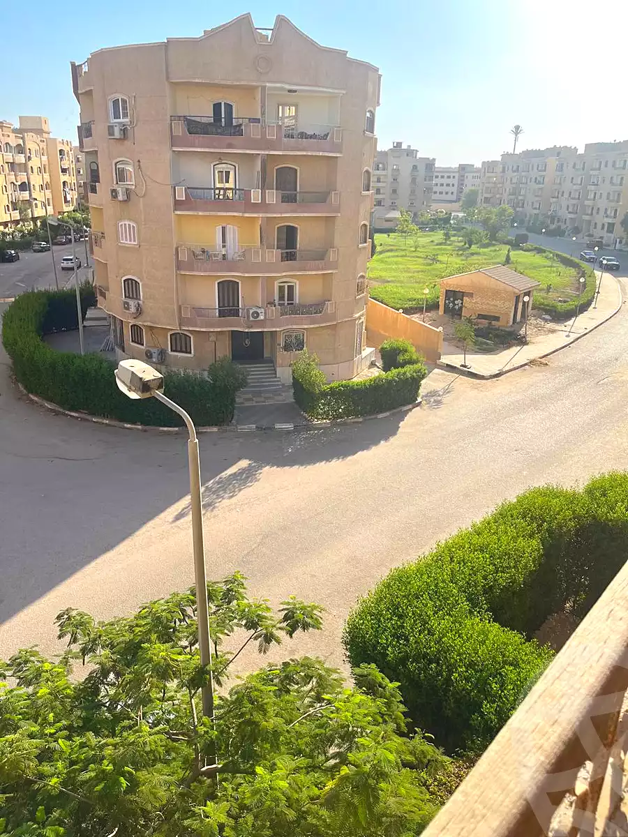 https://aqarmap.com.eg/ar/listing/6749599-for-sale-cairo-6th-of-october-el-tawsaat-el-shamalya-gamal-abd-el-naser-st