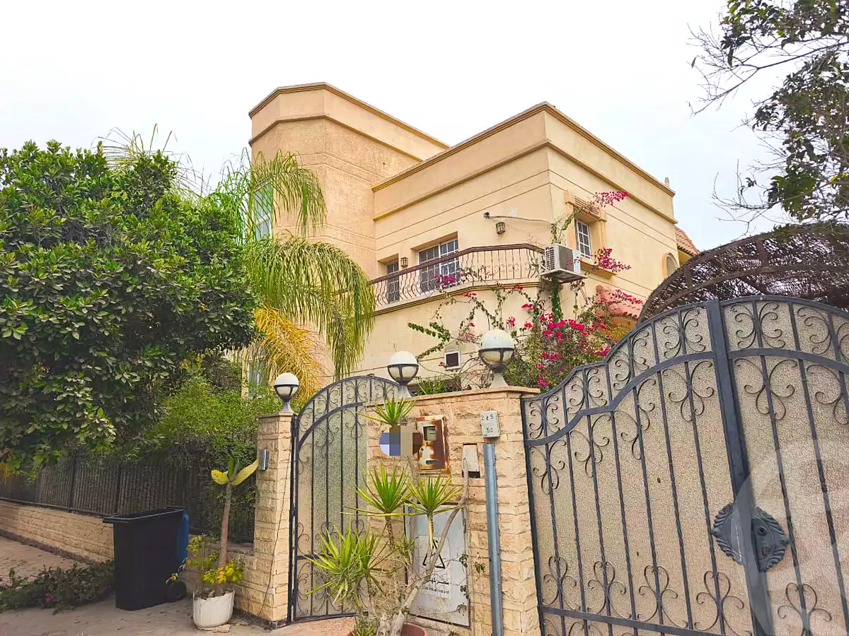 https://aqarmap.com.eg/en/listing/6749645-for-rent-cairo-el-sheikh-zayed-city-compounds-beverly-hills