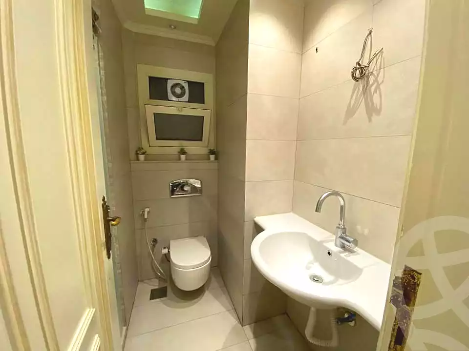 https://aqarmap.com.eg/ar/listing/6749801-for-sale-alexandria-camp-cesar-el-gaish-rd