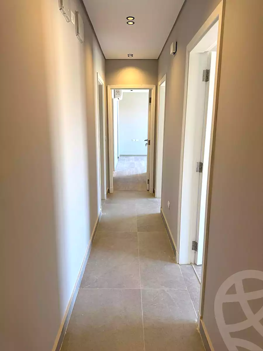 https://aqarmap.com.eg/ar/listing/6749944-for-rent-cairo-el-sheikh-zayed-city-compounds-kmbwnd-fyldj-wyst-dr-llttwyr